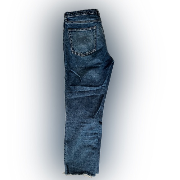 Top shop straight leg Jean in mid blue with raw hem - Picture 2 of 5